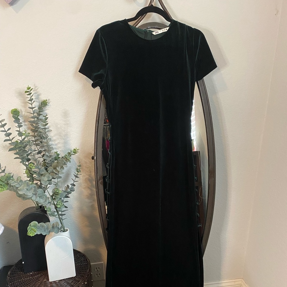 Zara Crushed velvet dress